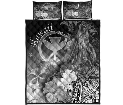 Polynesian Hawaii Quilt Bed Set - Kanaka Maoli Humpback Whale with Tropical Flowers (White)