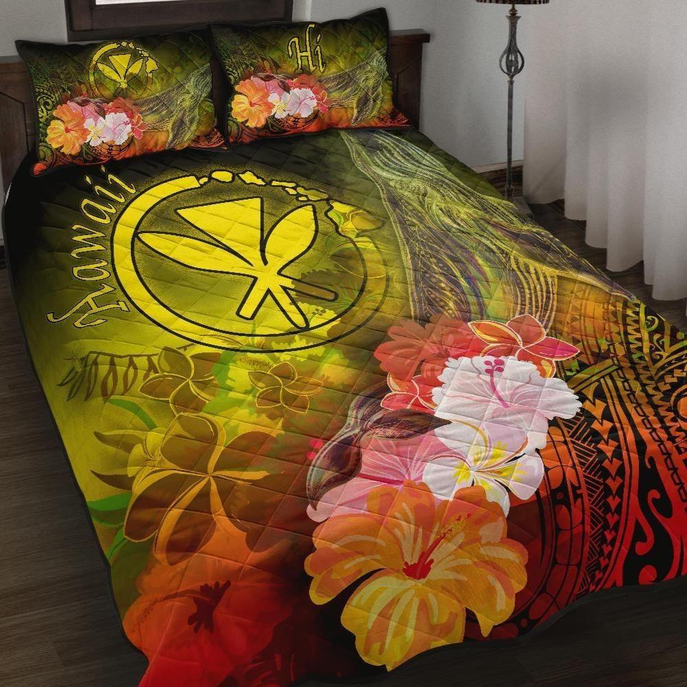 Polynesian Hawaii Quilt Bed Set - Kanaka Maoli Humpback Whale with Tropical Flowers (Yellow)