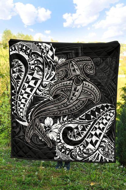 Polynesian Premium Quilt - White Shark Polynesian Tattoo