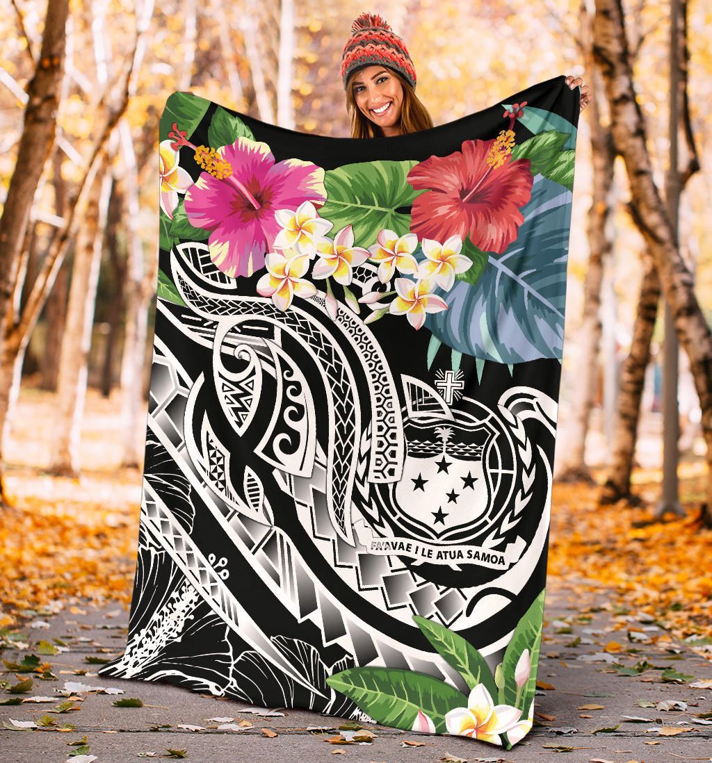 Polynesian Samoa Premium Blanket - Summer Plumeria (Black)