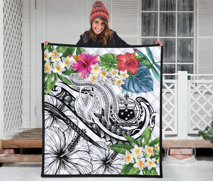 Polynesian Samoa Premium Quilt - Summer Plumeria (White)