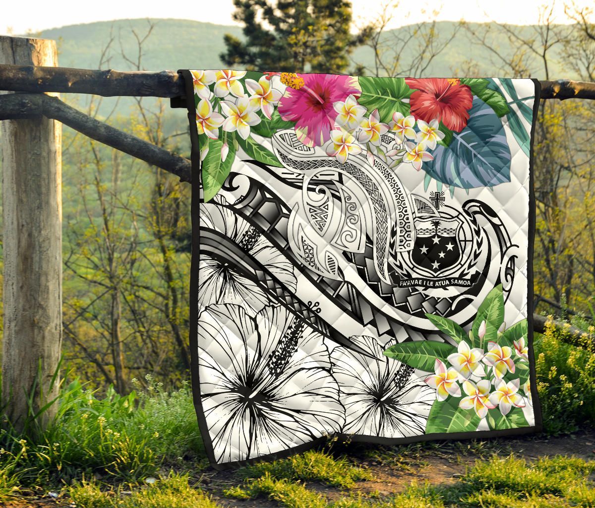 Polynesian Samoa Premium Quilt - Summer Plumeria (White)