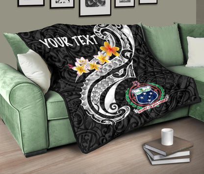 Samoa Custom Personalised Premium Quilt - Samoa Seal  Polynesian Patterns Plumeria (Black)