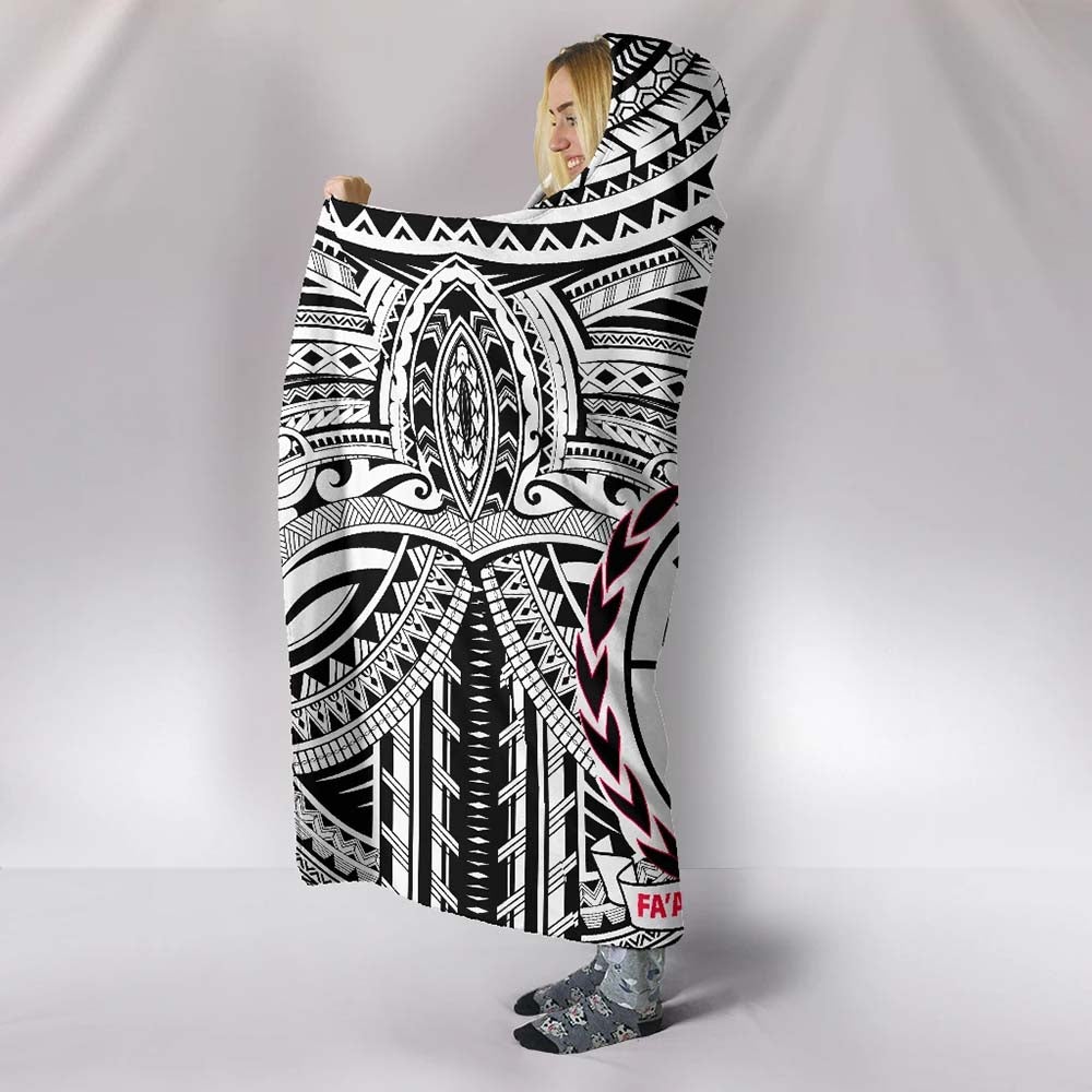 Samoa Hooded Blanket - Coat Of Arm (White)
