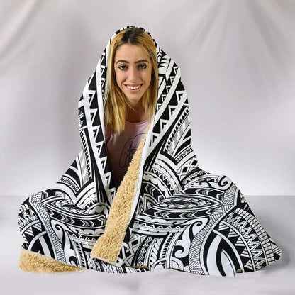 Samoa Hooded Blanket - Coat Of Arm (White)