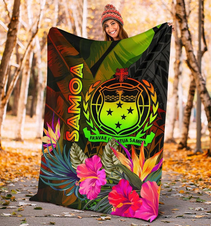 Samoa Polynesian Premium Blanket -  Hibiscus and Banana Leaves