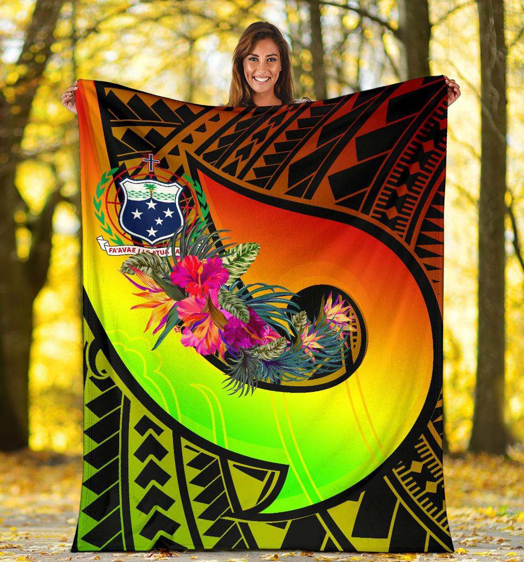 Samoa Premium Blanket - Polynesian Hook And Hibiscus (Reggae)