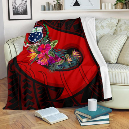 Samoa Premium Blanket - Polynesian Hook And Hibiscus (Red)