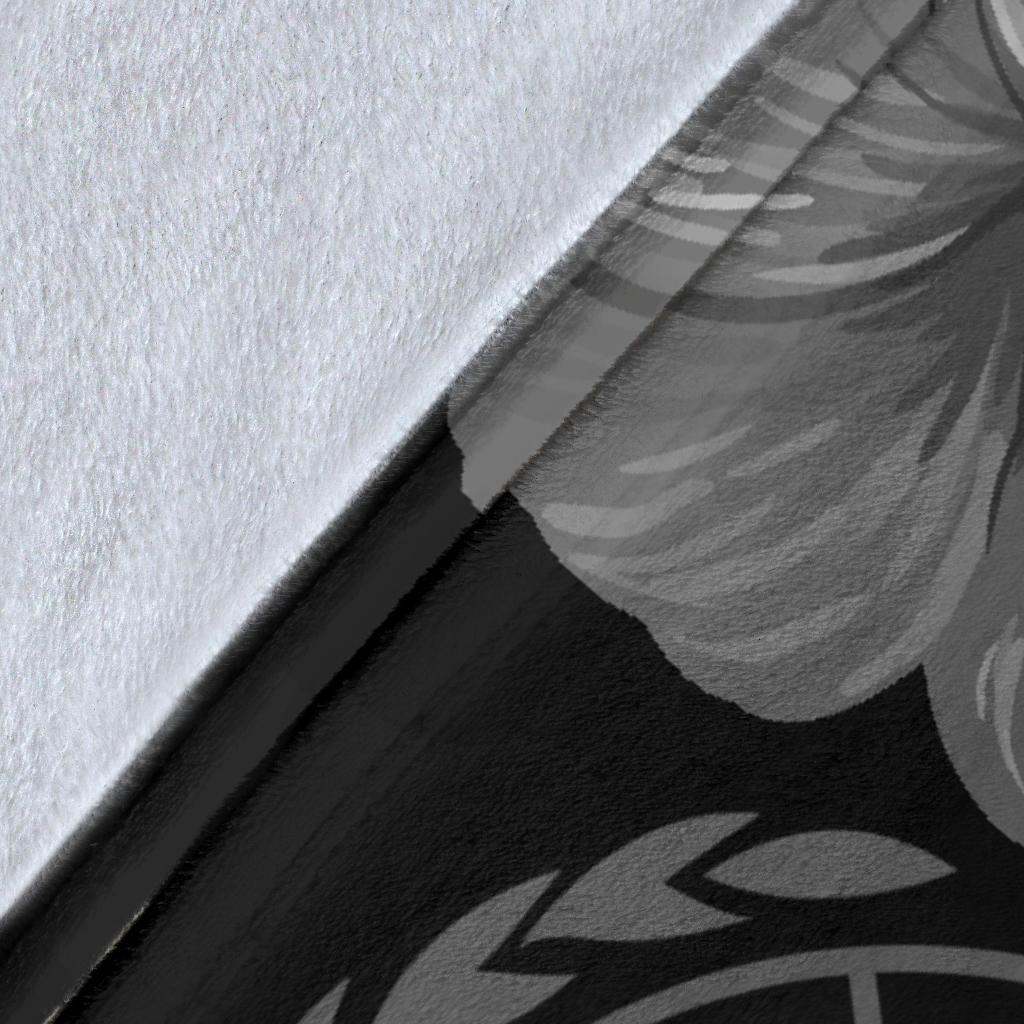 Samoa Premium Blanket - Samoa Seal Wave Style (Black)