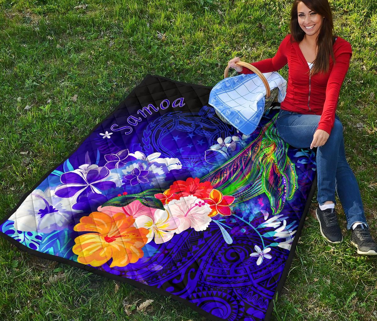 Samoa Premium Quilt - Humpback Whale with Tropical Flowers (Blue)