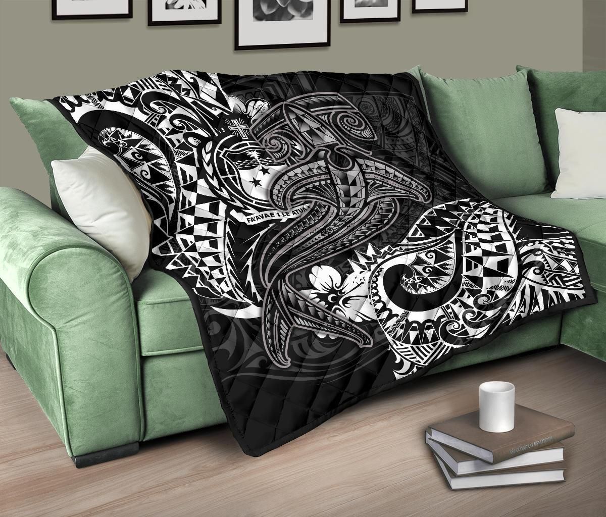 Samoa Premium Quilt - White Shark Polynesian Tattoo