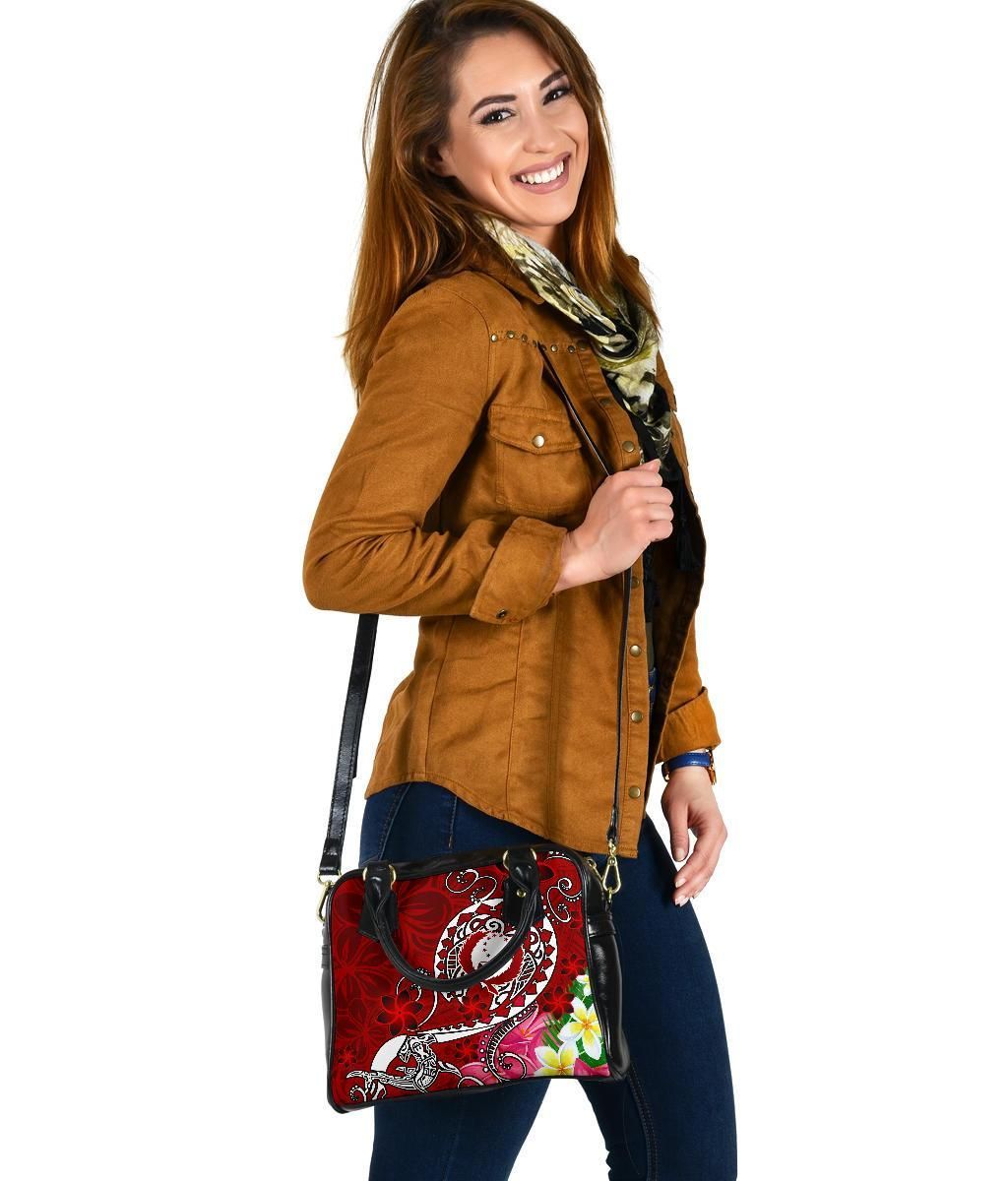 Pohnpei Shoulder Handbag - Turtle Plumeria (Red)
