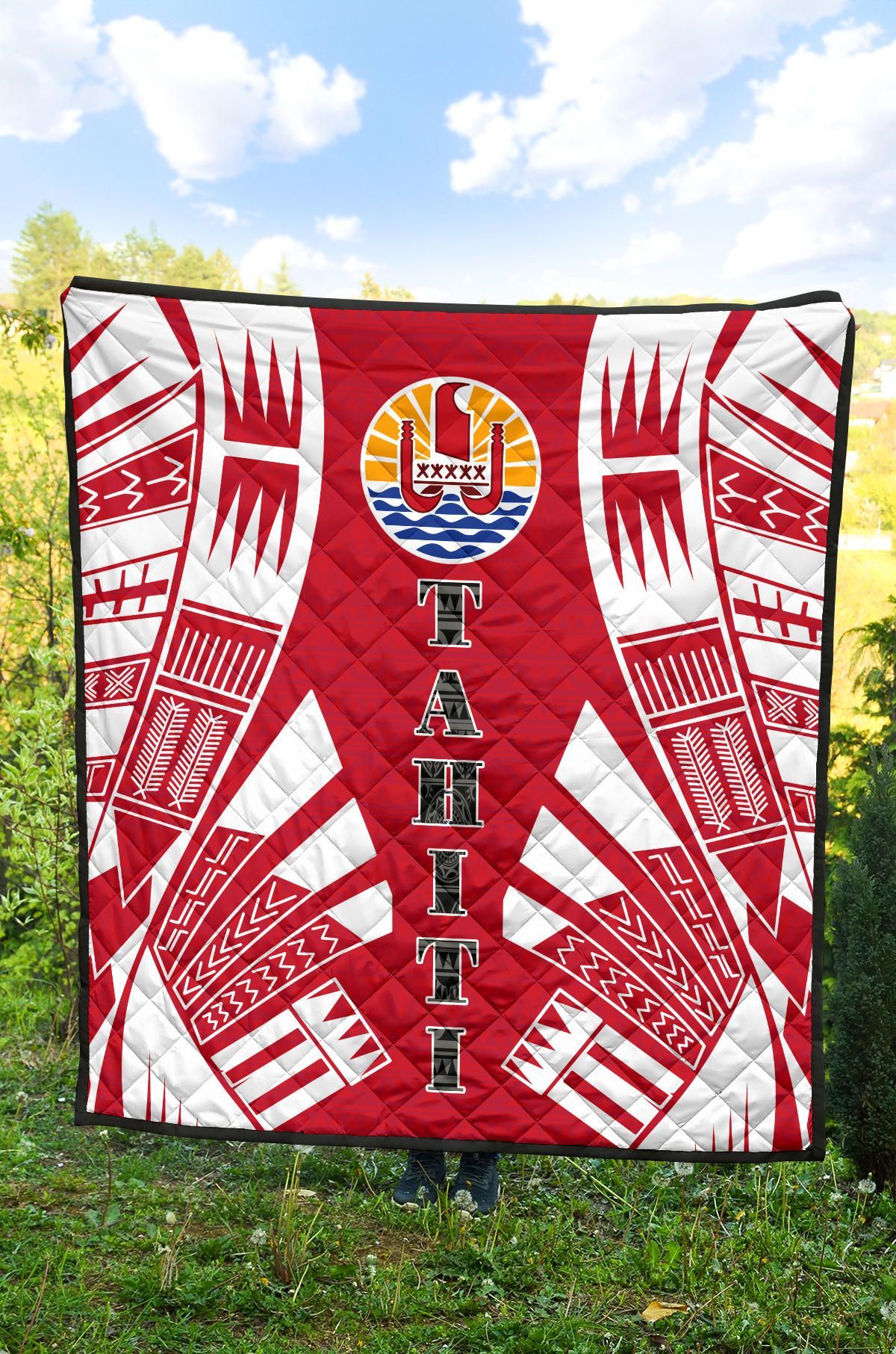 Tahiti Premium Quilt - Tahiti Flag Polynesian White Tattoo (Red)
