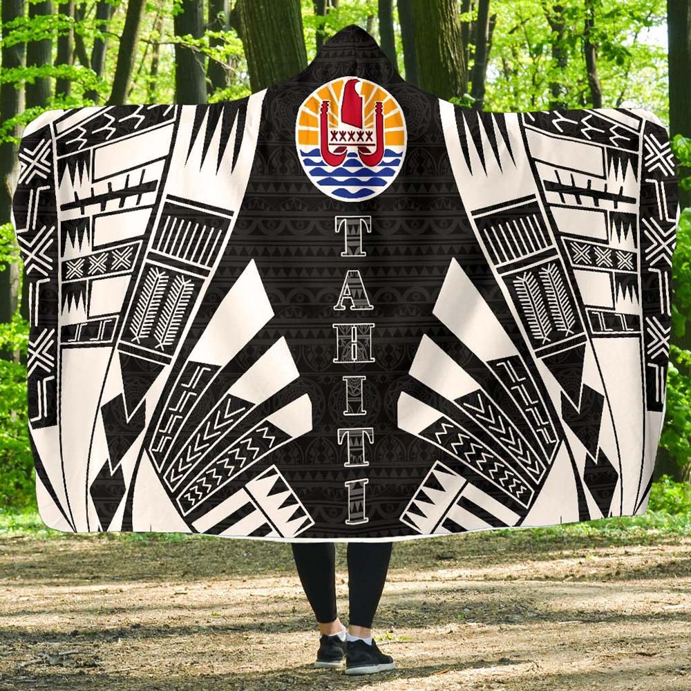 Tahiti Hooded Blanket - Polynesian Tattoo Black