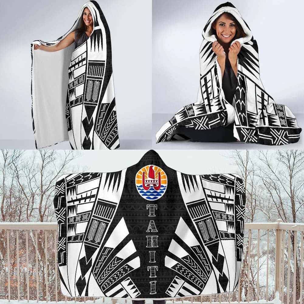 Tahiti Hooded Blanket - Polynesian Tattoo Black