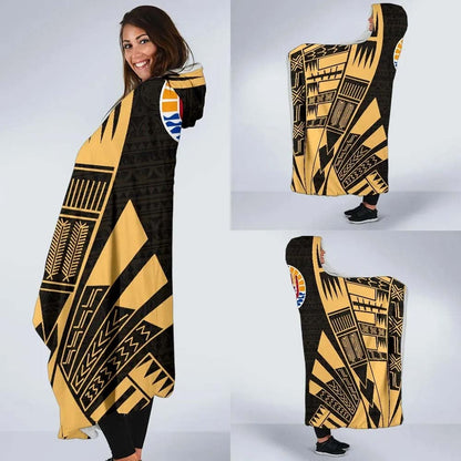 Tahiti Hooded Blanket - Polynesian Tattoo Gold