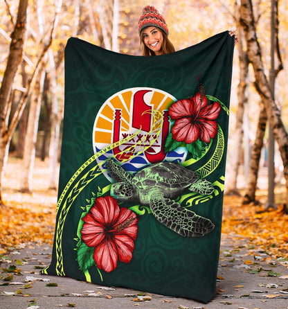 Tahiti Polynesian Premium Blanket - Green Turtle Hibiscus