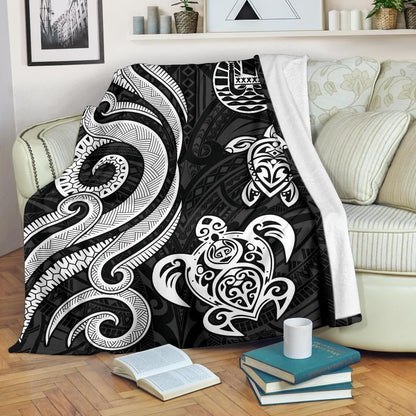 Tahiti Polynesian Premium Blanket - White Tentacle Turtle