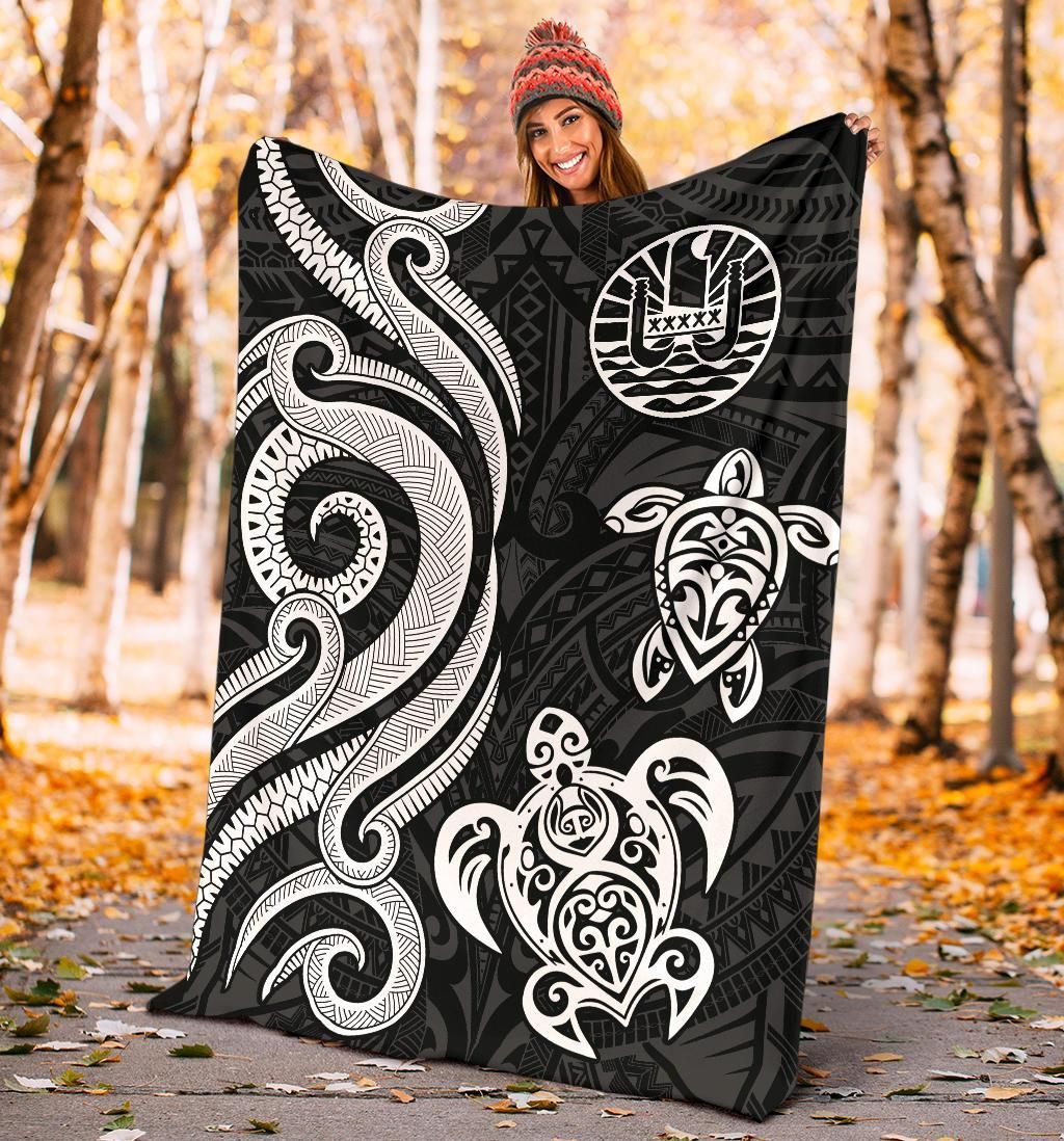 Tahiti Polynesian Premium Blanket - White Tentacle Turtle