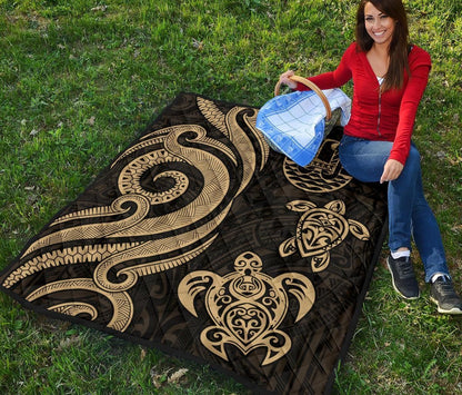 Tahiti Polynesian Premium Quilt - Gold Tentacle Turtle