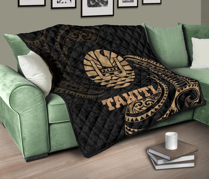 Tahiti Polynesian Premium Quilt - Gold Tribal Wave