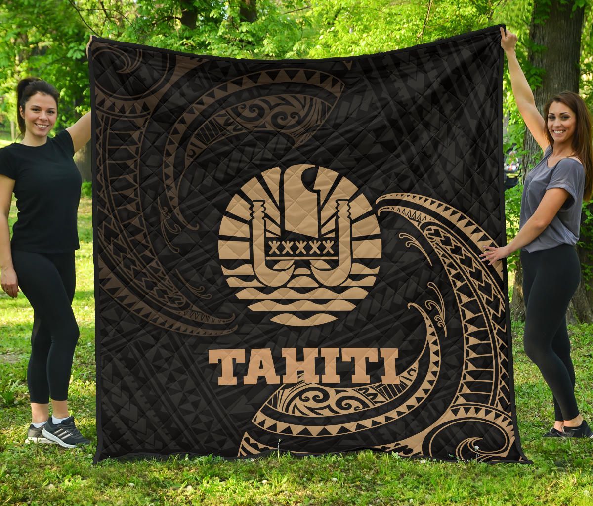 Tahiti Polynesian Premium Quilt - Gold Tribal Wave