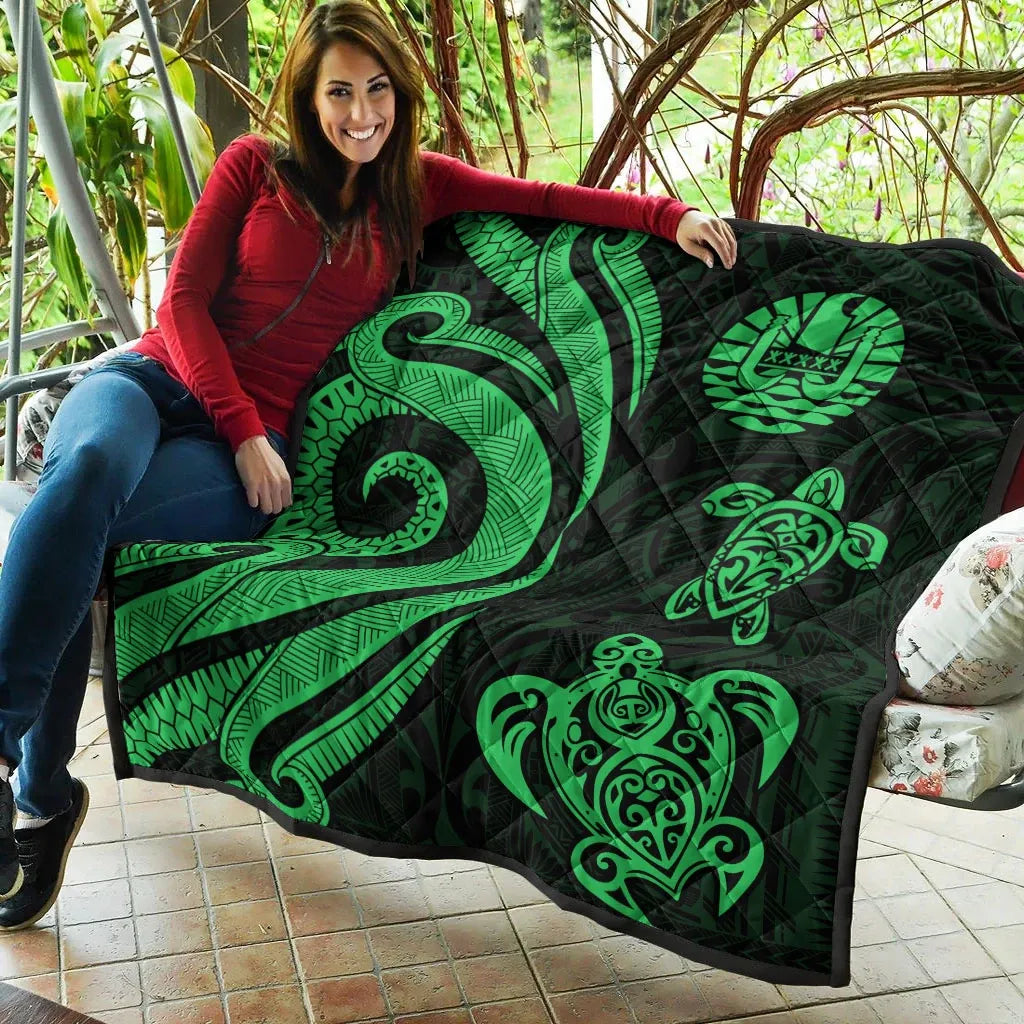 Tahiti Polynesian Premium Quilt - Green Tentacle Turtle