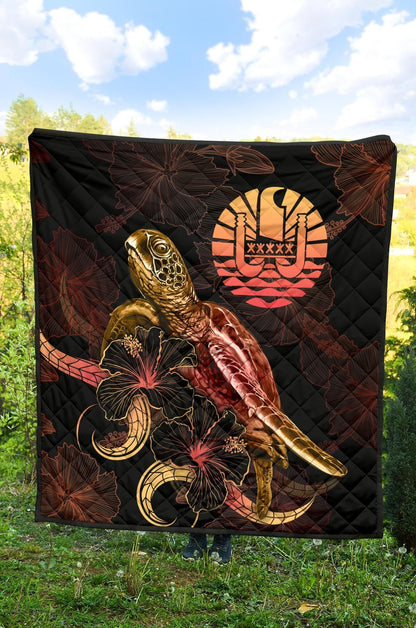 Tahiti Polynesian Premium Quilt - Turtle With Blooming Hibiscus Gold