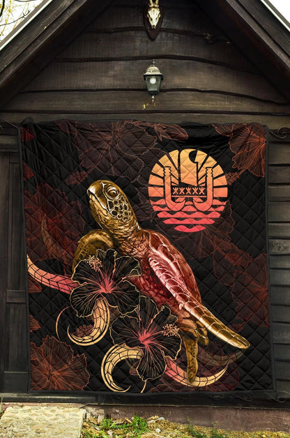 Tahiti Polynesian Premium Quilt - Turtle With Blooming Hibiscus Gold
