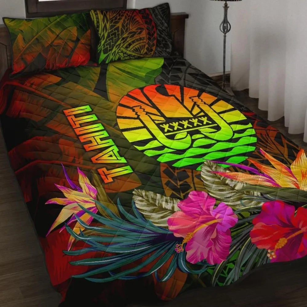 Tahiti Polynesian Quilt Bed Set - Hibiscus and Banana Leaves