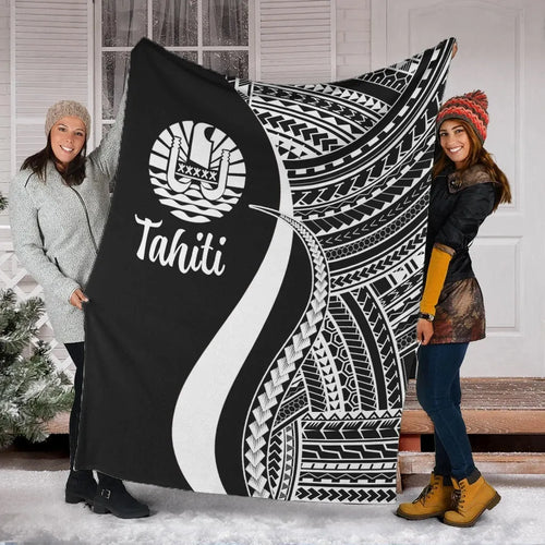 Tahiti Premium Blanket - White Polynesian Tentacle Tribal Pattern