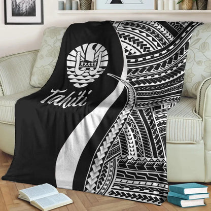 Tahiti Premium Blanket - White Polynesian Tentacle Tribal Pattern