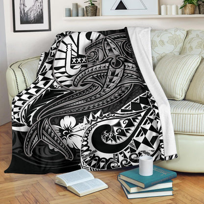 Tahiti Premium Blanket - White Shark Polynesian Tattoo