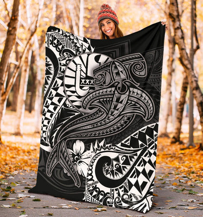 Tahiti Premium Blanket - White Shark Polynesian Tattoo