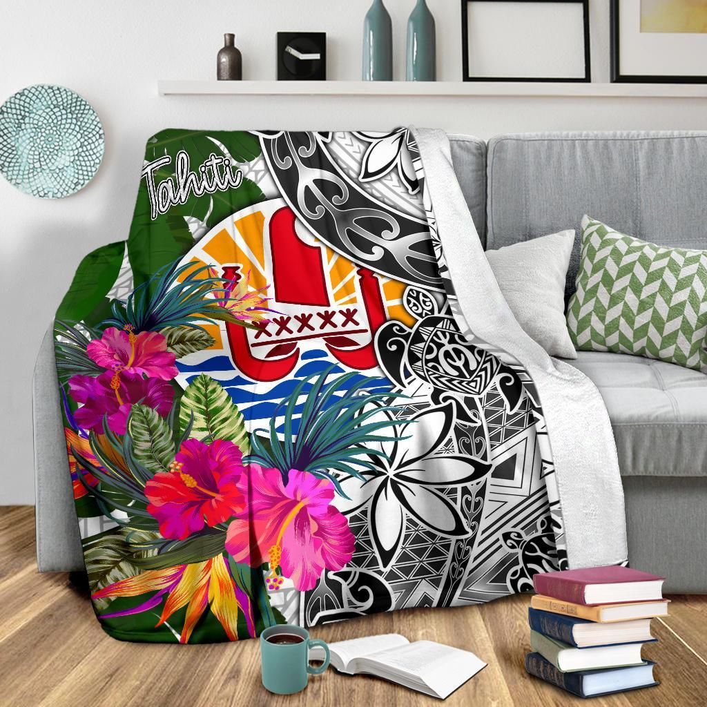 Tahiti Premium Blanket White - Turtle Plumeria Banana Leaf