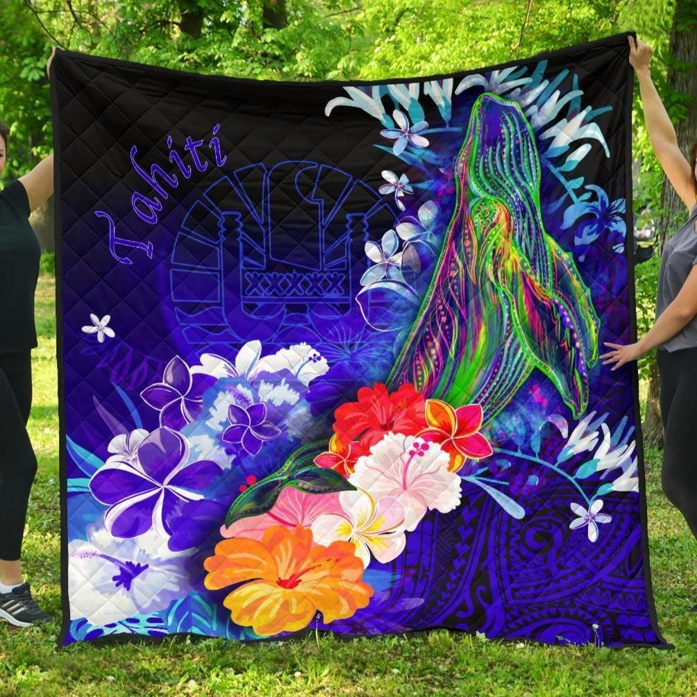 Tahiti Premium Quilt - Humpback Whale with Tropical Flowers (Blue)