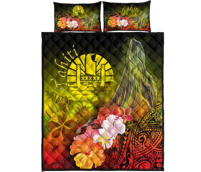 Tahiti Quilt Bed Set - Humpback Whale with Tropical Flowers (Yellow)