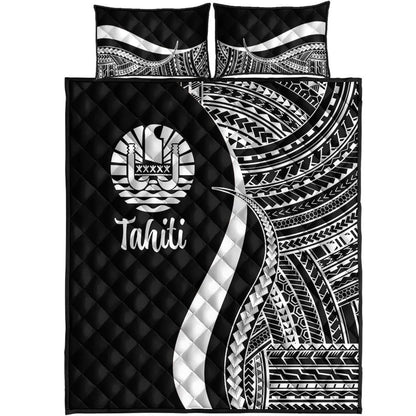 Tahiti Quilt Bed Set - White Polynesian Tentacle Tribal Pattern