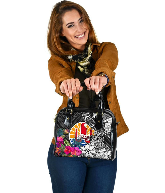 Tahiti Shoulder Handbag - Turtle Plumeria Banana Leaf