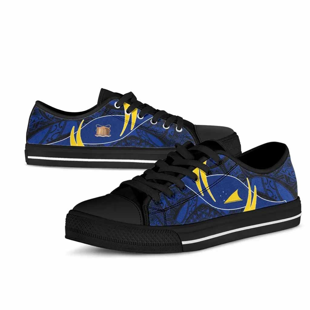 Tokelau Low Top Shoes - Symmetrical Lines