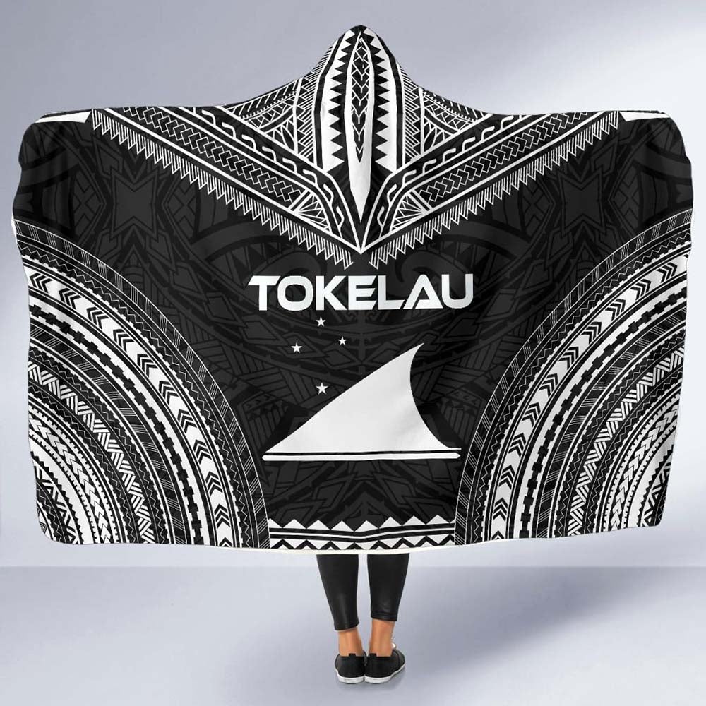 Tokelau Polynesian Chief Hooded Blanket - Black Version
