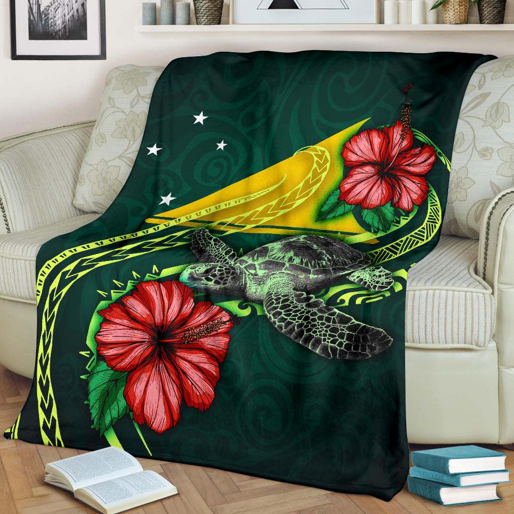 Tokelau Polynesian Premium Blanket - Green Turtle Hibiscus