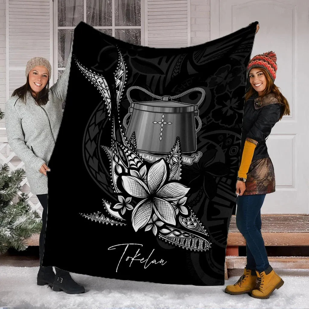 Tokelau Premium Blanket - Fish With Plumeria Flowers Style