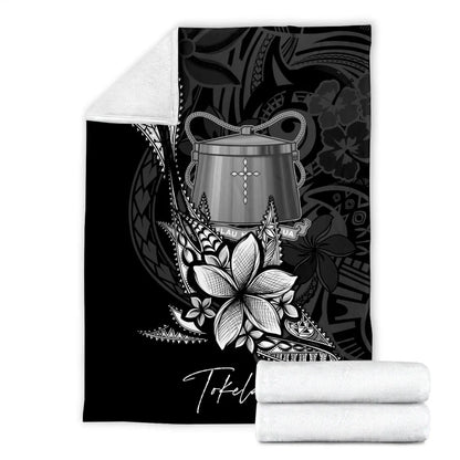 Tokelau Premium Blanket - Fish With Plumeria Flowers Style