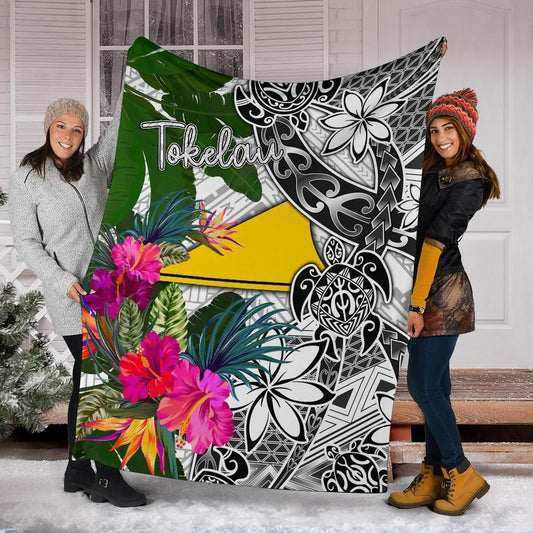 Tokelau Premium Blanket White - Turtle Plumeria Banana Leaf