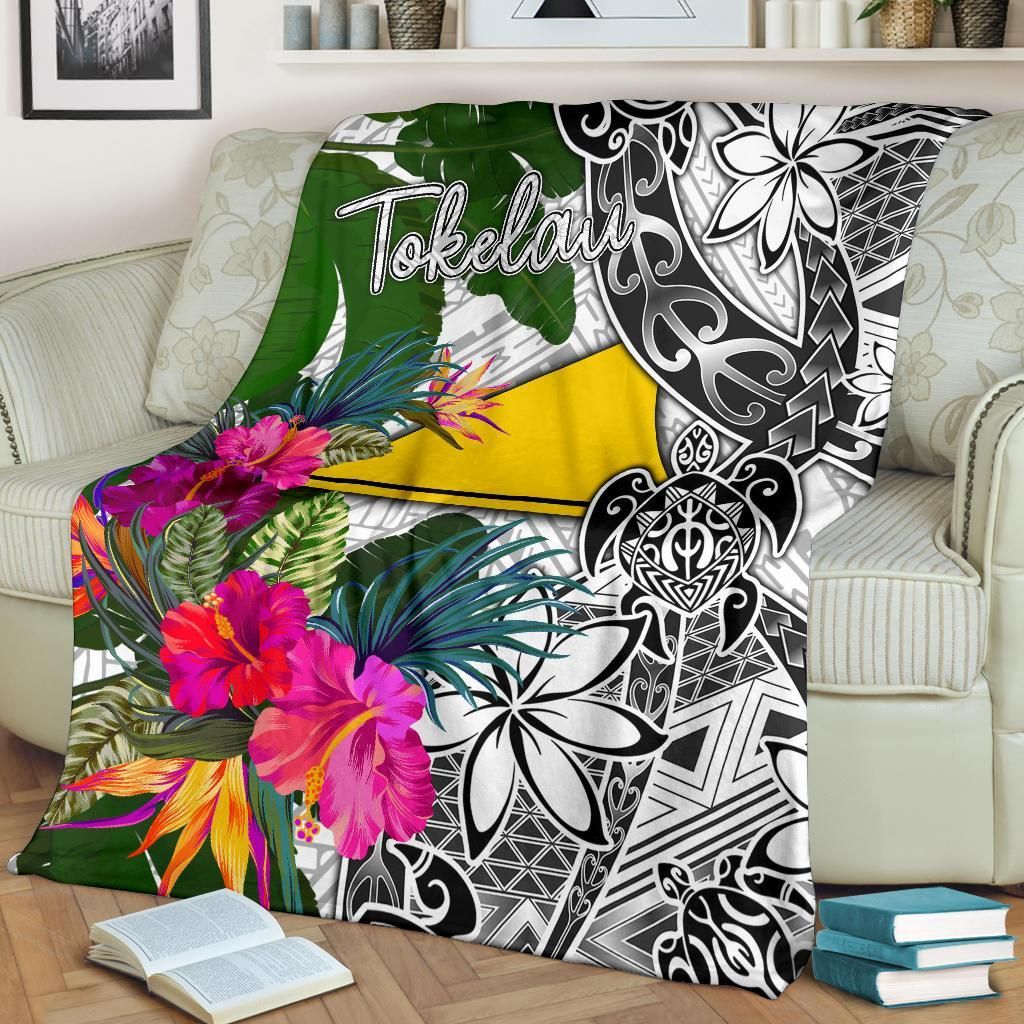 Tokelau Premium Blanket White - Turtle Plumeria Banana Leaf