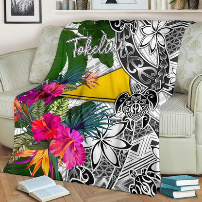 Tokelau Premium Blanket White - Turtle Plumeria Banana Leaf