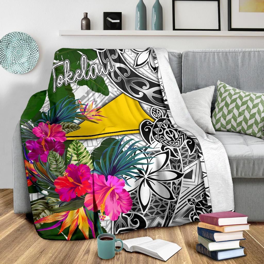 Tokelau Premium Blanket White - Turtle Plumeria Banana Leaf