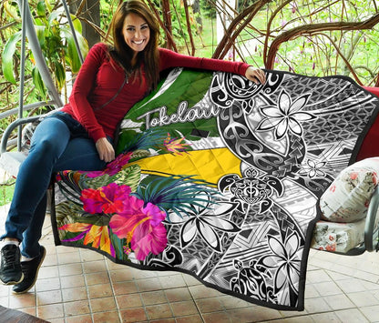 Tokelau Premium Quilt White - Turtle Plumeria Banana Leaf