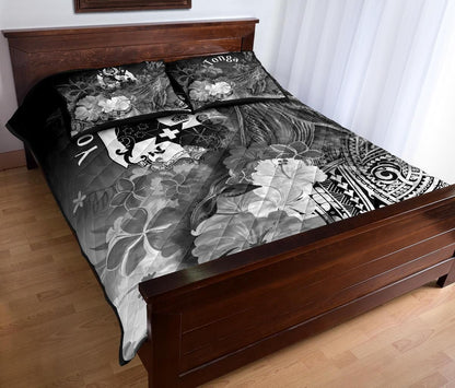 Tonga Custom Personalised Quilt Bed Set - Humpback Whale with Tropical Flowers (White)